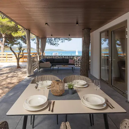 Maris Homes *